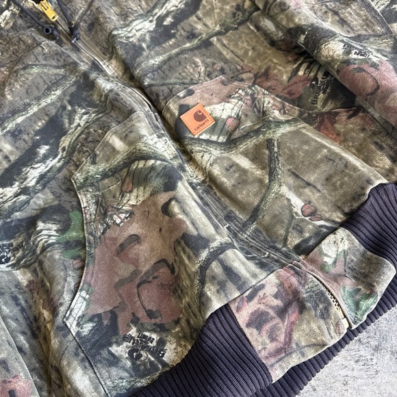 Carhartt Camo Puffer Jacket - Picture 4 of 6